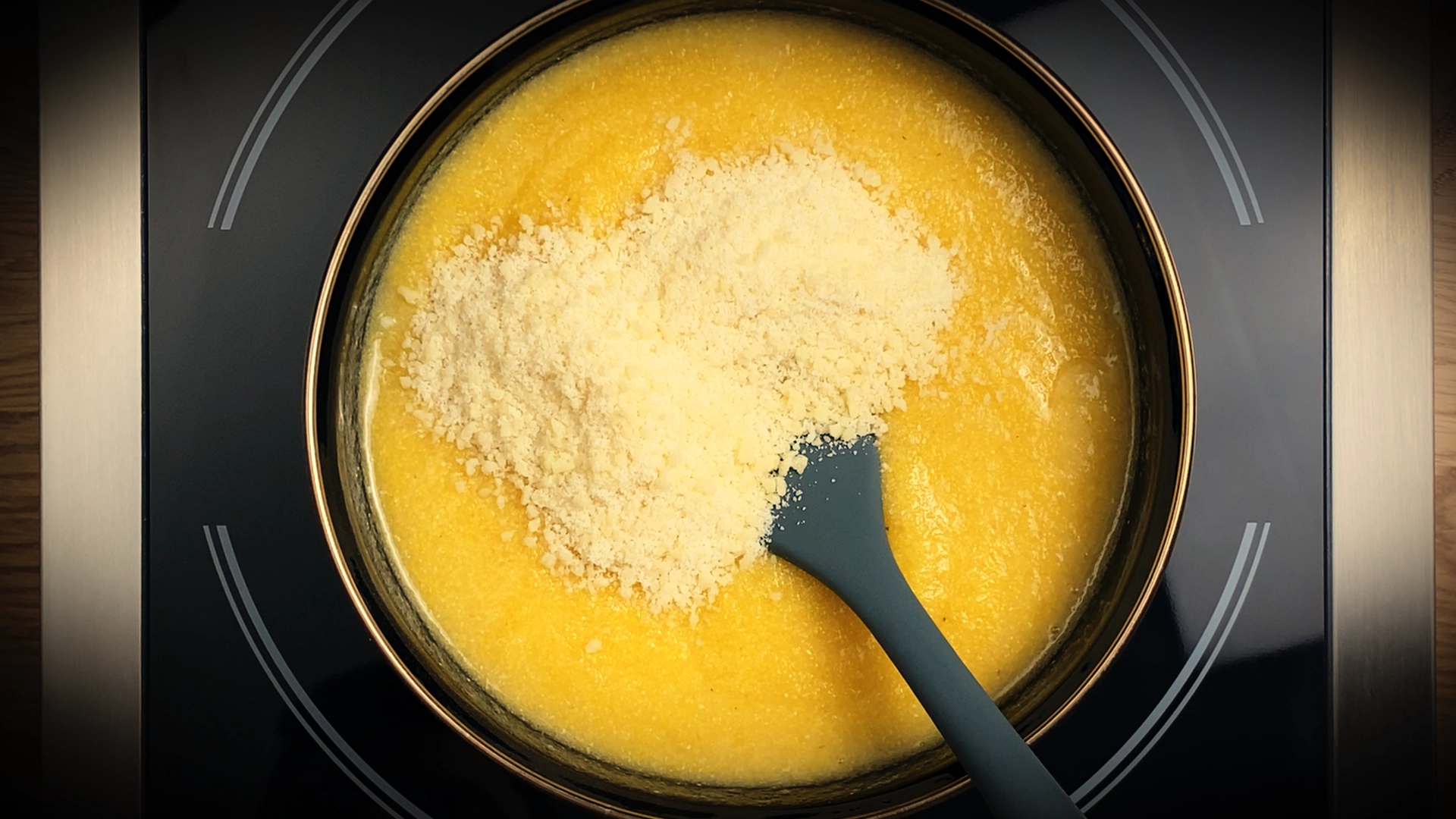 Creamy instant polenta with Parmigiano‑Reggiano - quick and easy side dish.
